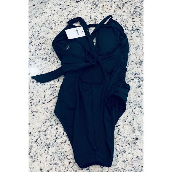 La Blanca Women's Standard Island Goddess High Neck Keyhole - Picture 3 of 5